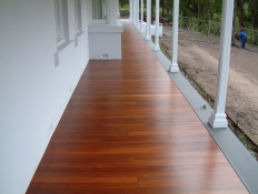 2. Jarrah Deck finished with Intergrain DWD Park Orchards